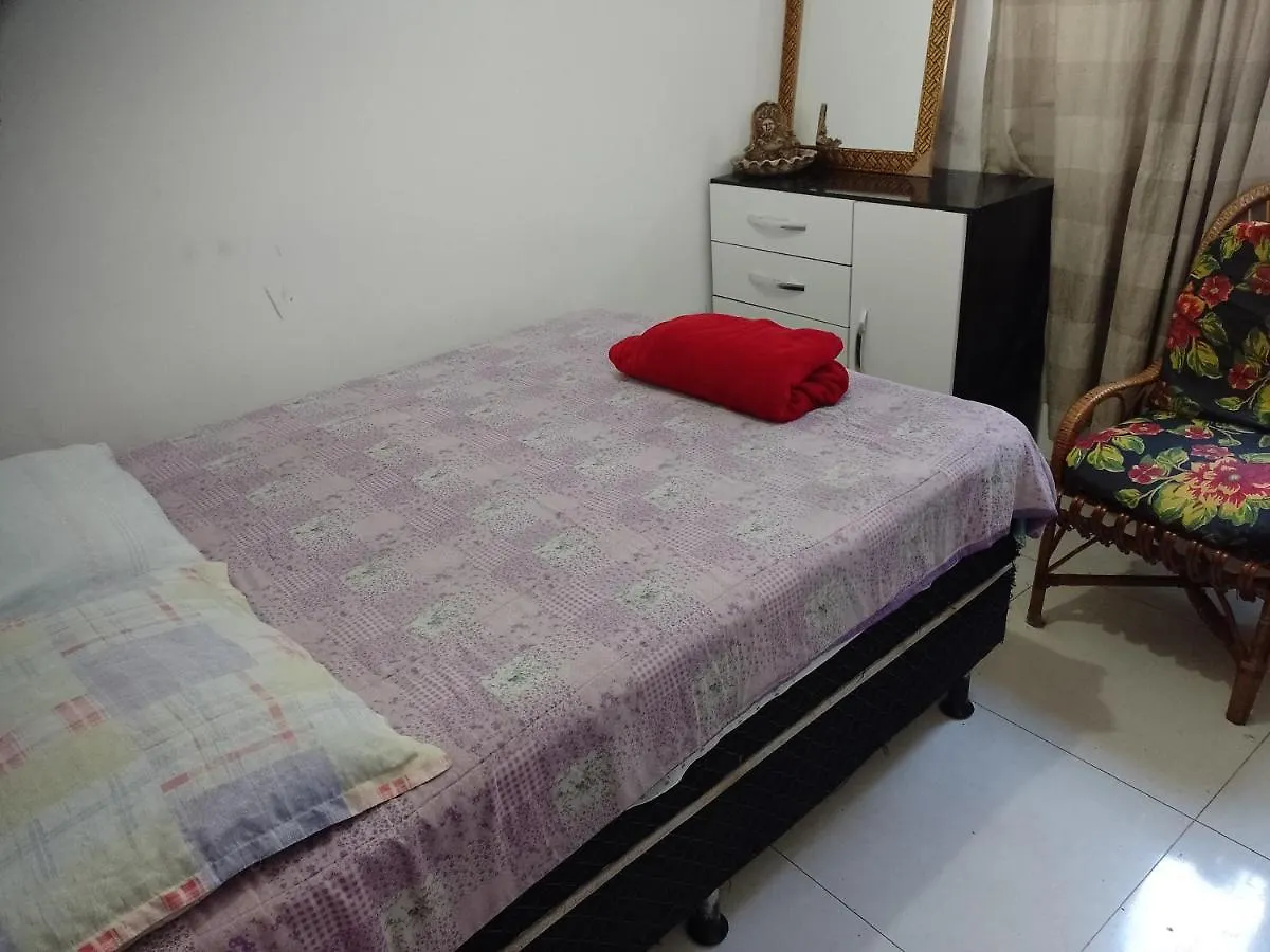 منزل للإقامة شقة Florianópolis  في Quarto Casal Em Casa Familiar